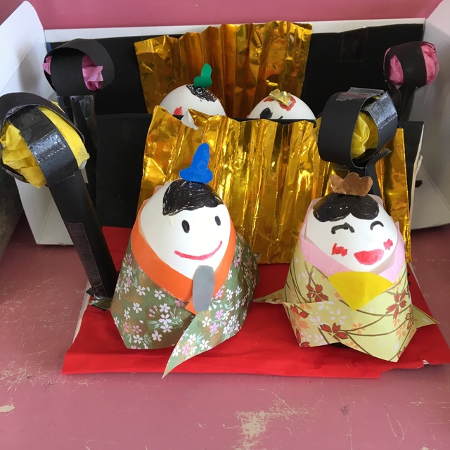 【みんなの投稿】5歳児雛飾り 【みんなの投稿】5歳児雛飾り