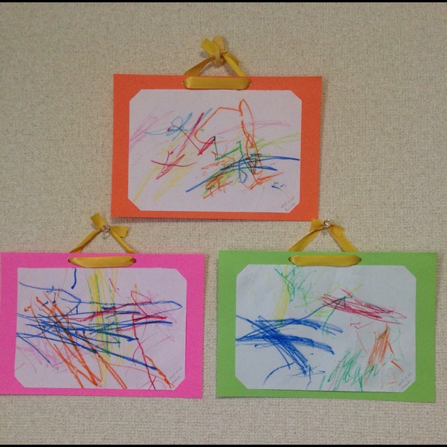 【みんなの投稿】0歳児今年度最後のお絵描き制作 【みんなの投稿】0歳児今年度最後のお絵描き制作