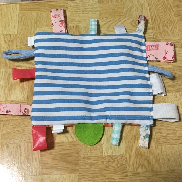 【みんなの投稿】カシャカシャおもちゃ 【みんなの投稿】カシャカシャおもちゃ