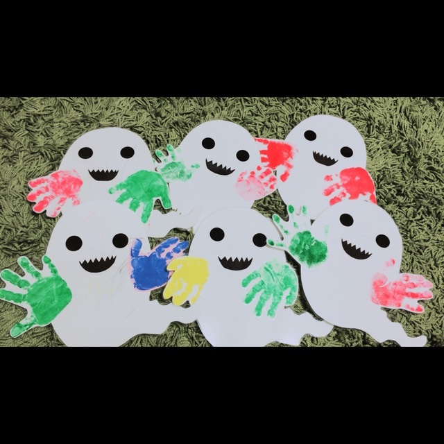 【みんなの投稿】ハロウィン制作『手形おばけ』 【みんなの投稿】ハロウィン制作『手形おばけ』