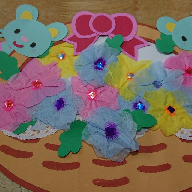 【みんなの投稿】花籠の壁面飾り 【みんなの投稿】花籠の壁面飾り