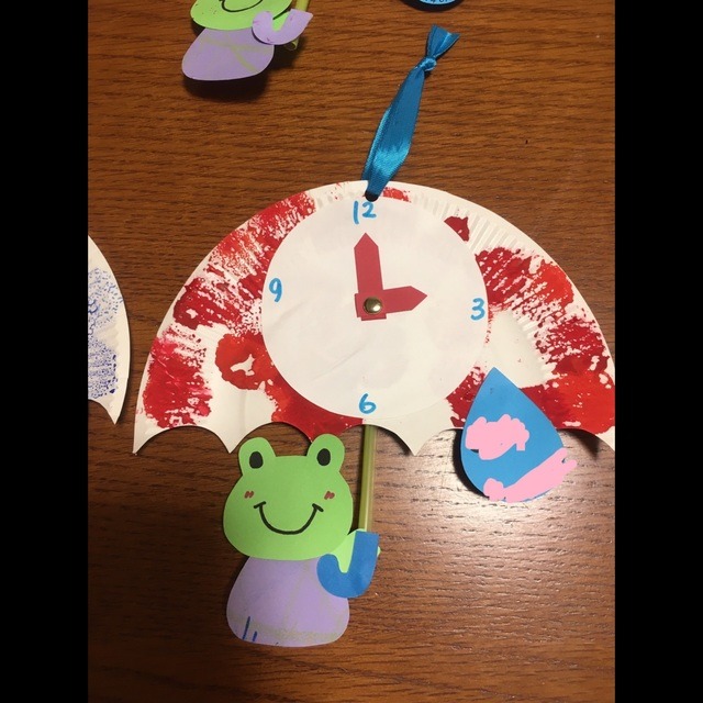 【みんなの投稿】1歳児。時の記念日製作。 【みんなの投稿】1歳児。時の記念日製作。