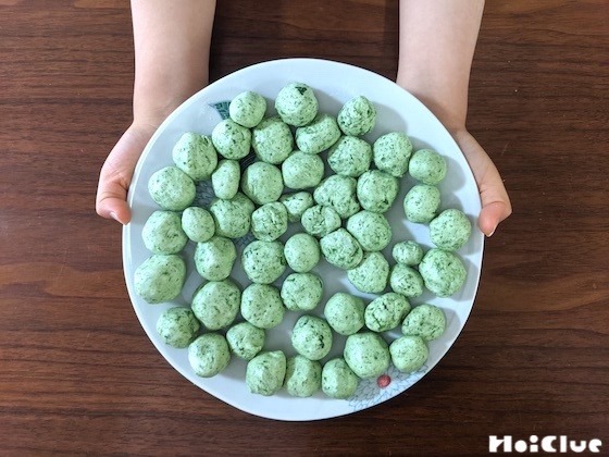 よもぎだんごを作ってみた!〜子どもと楽しめる春のおやつ作り〜 よもぎだんごを作ってみた!〜子どもと楽しめる春のおやつ作り〜