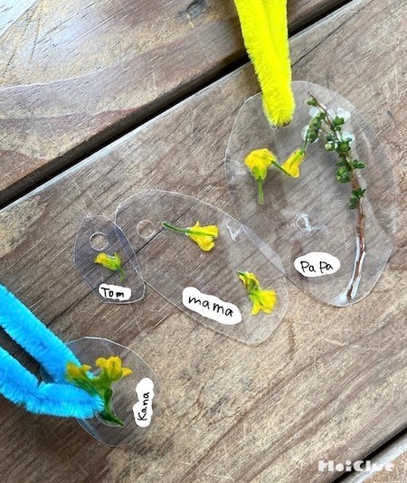 春の草花のキーホルダー〜春をギュッと閉じ込めた製作遊び〜 春の草花のキーホルダー〜春をギュッと閉じ込めた製作遊び〜