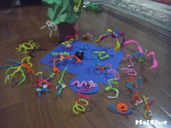 むしむしパレード〜グルグルくねくねおもしろ製作〜