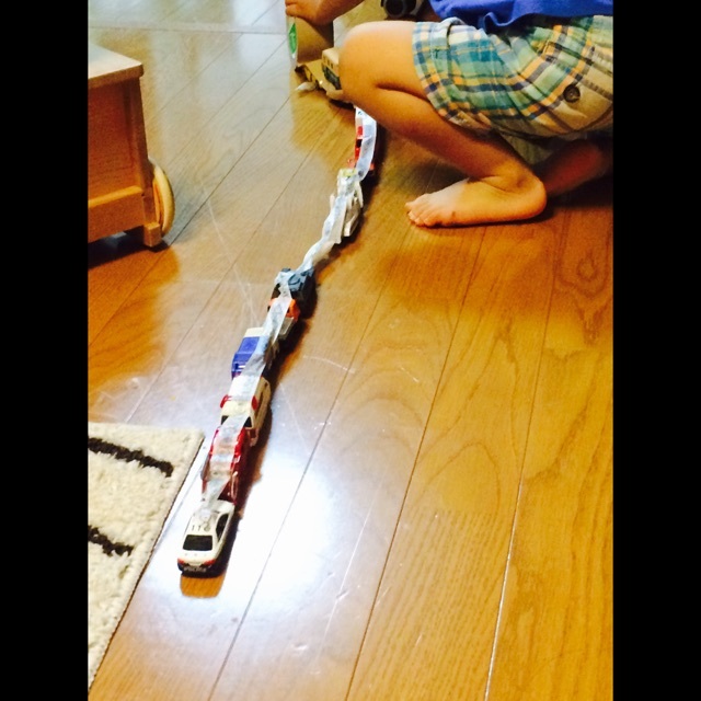 【みんなの投稿】「《旅》する車たちだよ」