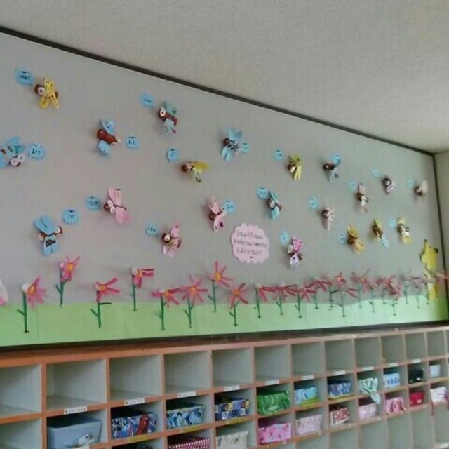 【みんなの投稿】とんぼとコスモス