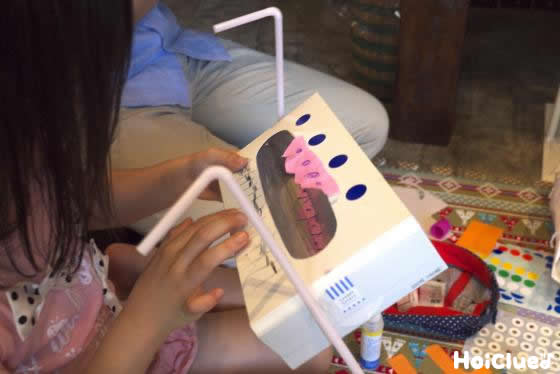 不思議なBOXピアノ〜ごっこ遊びにもってこい♪手持ちサイズの手作りミニ楽器〜