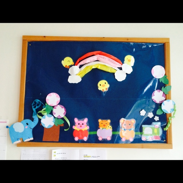 【みんなの投稿】壁面制作　虹