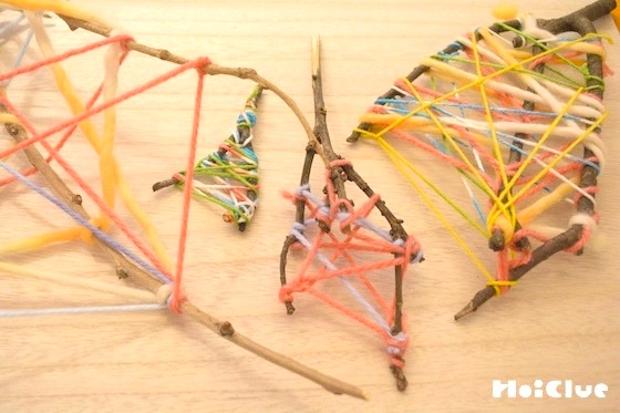 小枝de毛糸あそびその①〜自然と楽しむ製作あそび〜