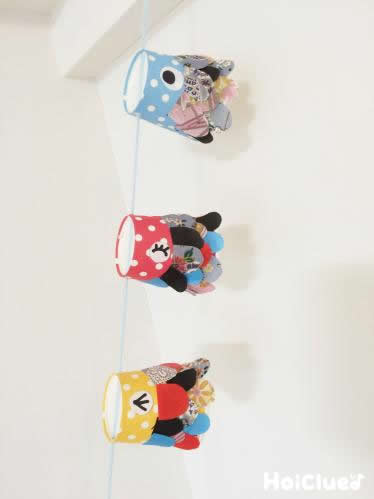 吊るして飾れるこいのぼり〜身近な材料で楽しむ季節の製作遊び〜