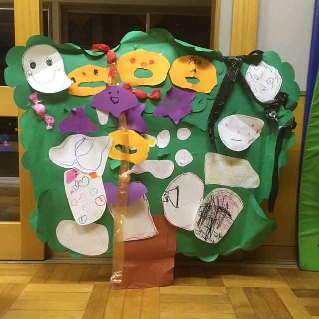 【みんなの投稿】[ハロウィンの木]