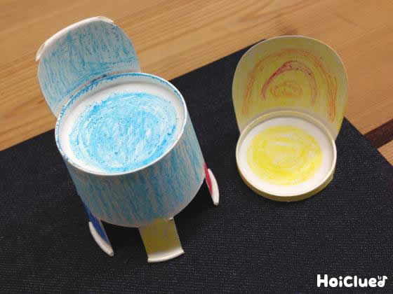 ミニミニ紙コップいす〜ごっこあそびも楽しめる製作遊び〜
