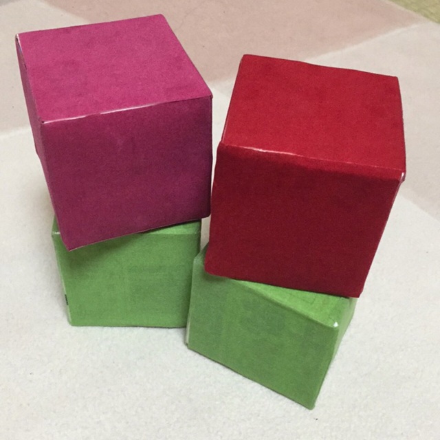 【みんなの投稿】牛乳パックの積み木