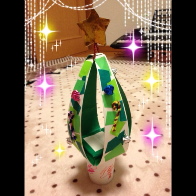 【みんなの投稿】2歳児クリスマスツリー