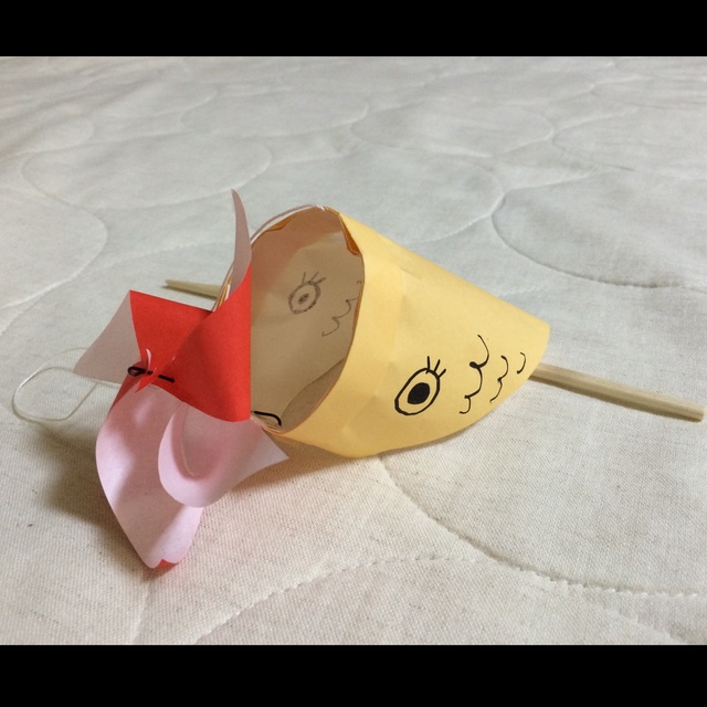 【みんなの投稿】【鯉のぼりと風車】