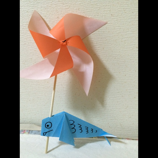 【みんなの投稿】【風車と鯉のぼり】