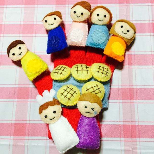 【みんなの投稿】パン屋に5つのメロンパン♪