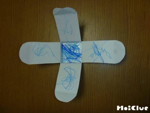 クルクルコマ〜乳児さんも楽しめる♪牛乳パックで手作りおもちゃ〜