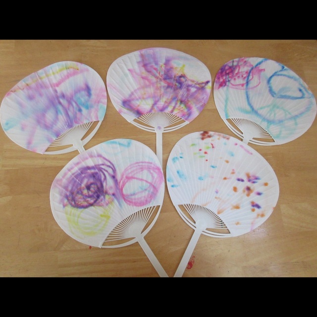 【みんなの投稿】「にじみ絵うちわ」