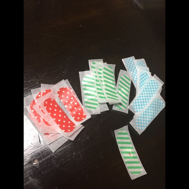 【みんなの投稿】【お医者さんごっこ用ばんそうこう】