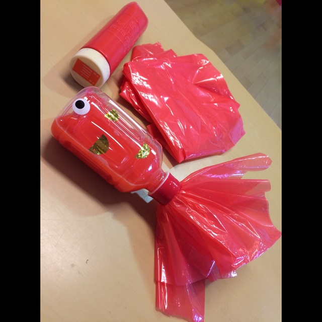 【みんなの投稿】【赤い金魚さん】