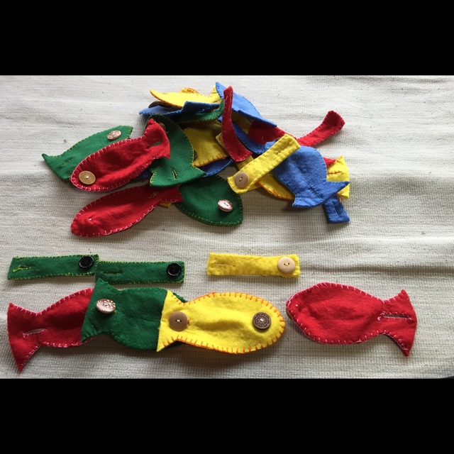 【みんなの投稿】ボタンはめ2.3歳児用