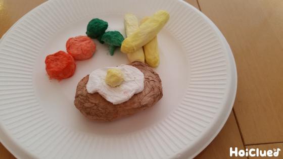 本物！？ハンバーグランチプレート〜ごっこ遊びにぴったりのアイデア製作遊び〜