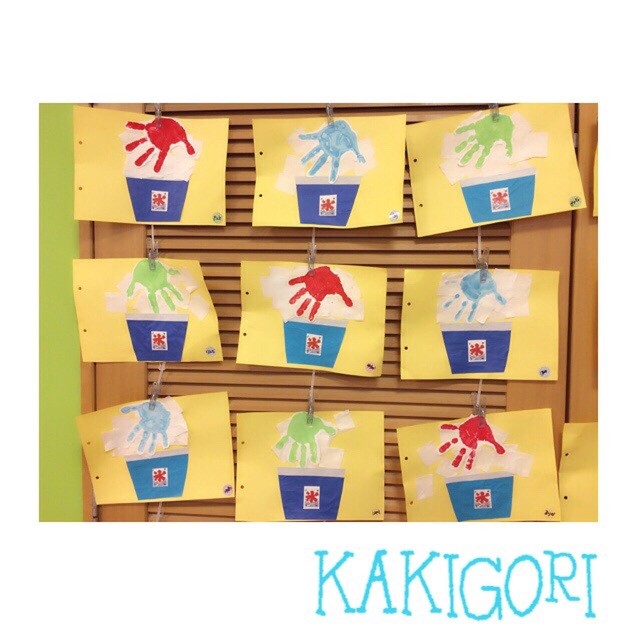 【みんなの投稿】【手型アート】・3歳児・折り紙