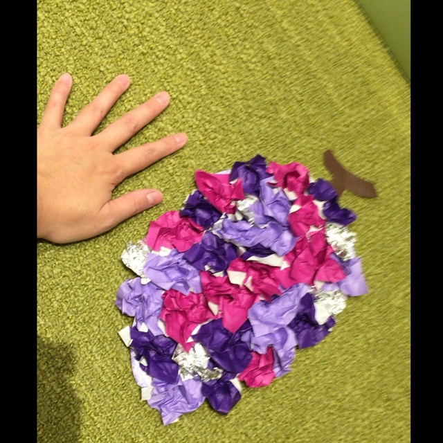 【みんなの投稿】【秋の制作～ぶどう～】