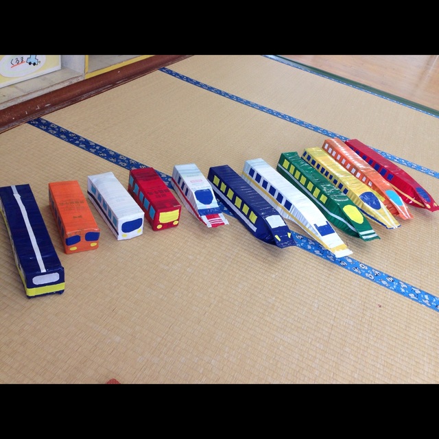 【みんなの投稿】<牛乳パック新幹線>