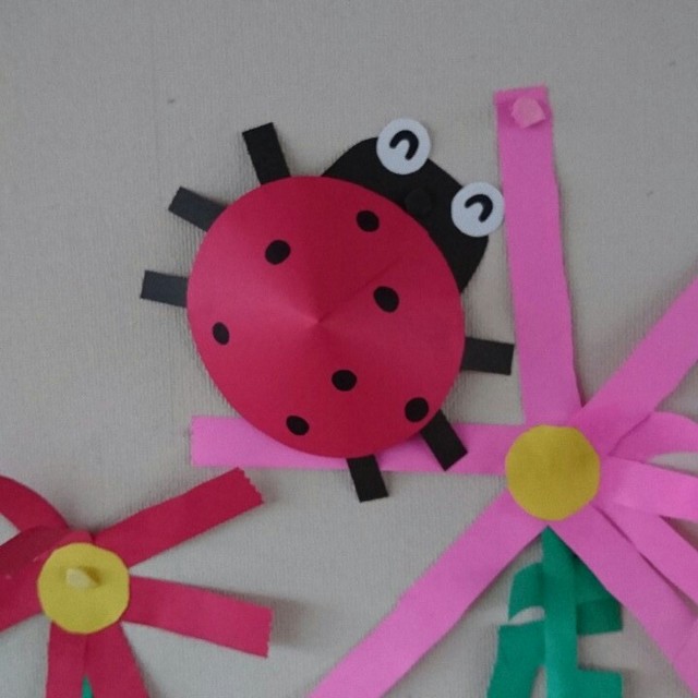 【みんなの投稿】H28年度 秋の壁面  4歳児