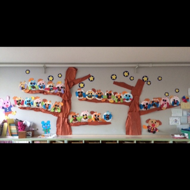 【みんなの投稿】3歳児 10月の壁面 ふくろう
