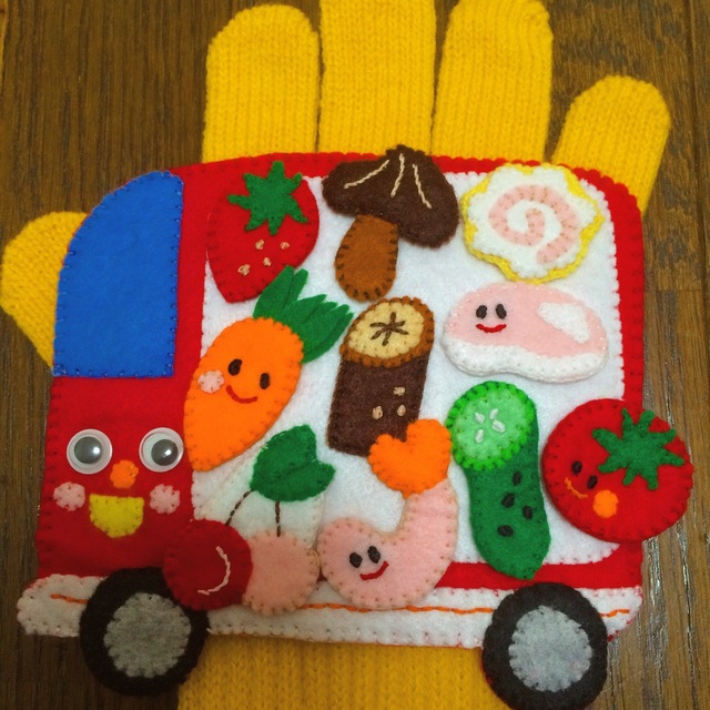 【みんなの投稿】手袋シアター「お弁当バス」