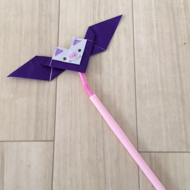 【みんなの投稿】【空飛ぶコウモリ】