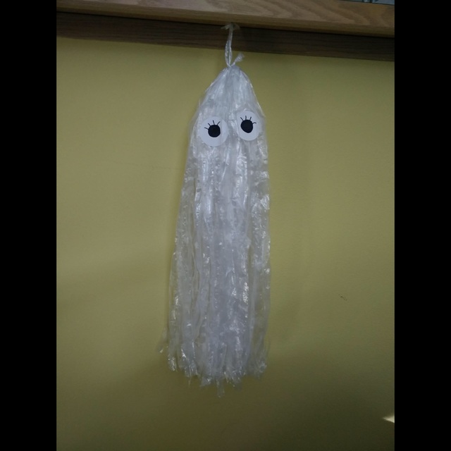 【みんなの投稿】紐のおばけ