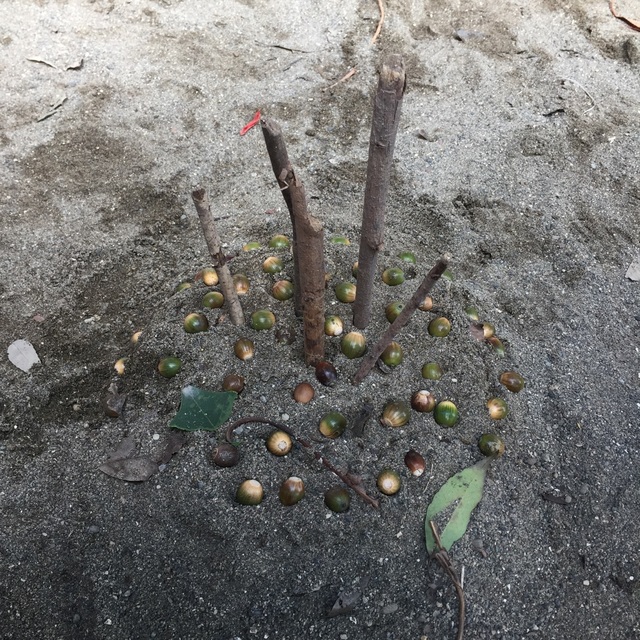 【みんなの投稿】【砂遊び】