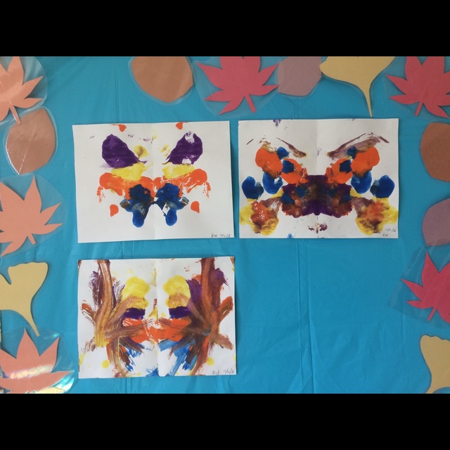 【みんなの投稿】デカルコマニー1歳児