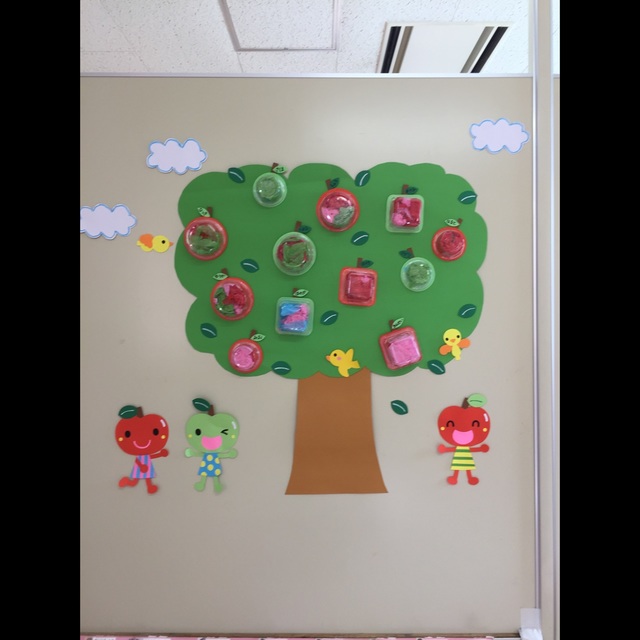 【みんなの投稿】0.1.2歳児共同制作（╹◡╹）！