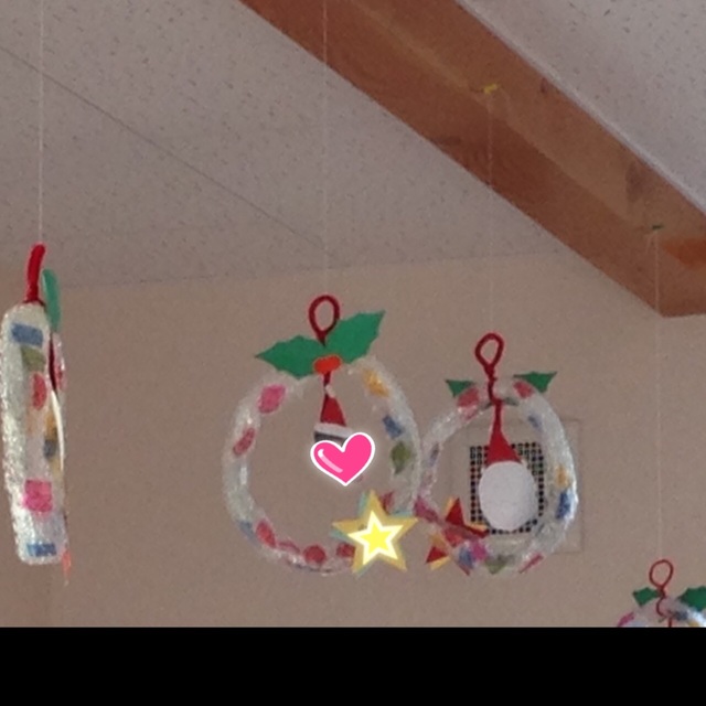 【みんなの投稿】クリスマス製作リース0歳児