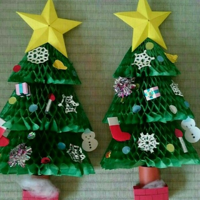 【みんなの投稿】でんぐりシートのクリスマスツリー