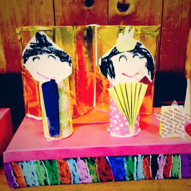 【みんなの投稿】▼トイレットペーパーの芯でひな人形