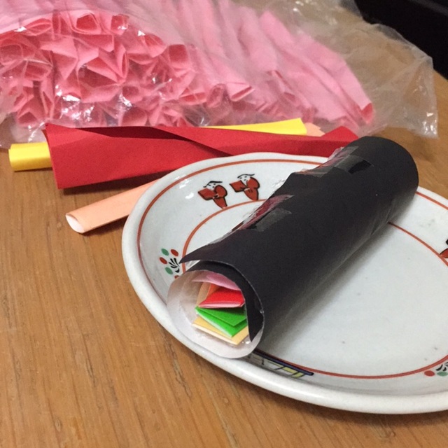 【みんなの投稿】[折り紙で恵方巻き]