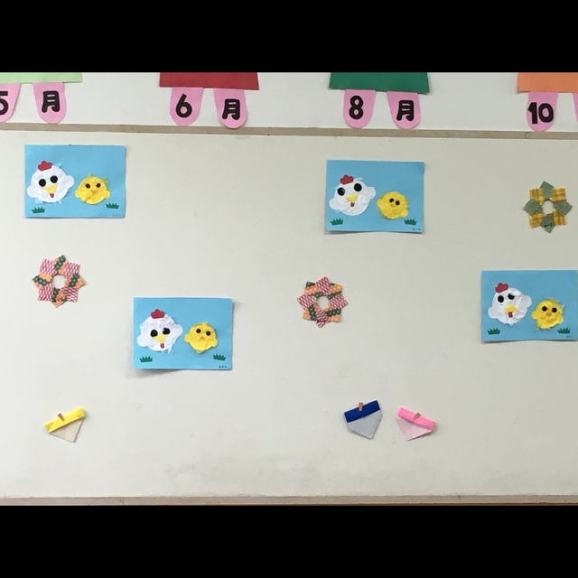 【みんなの投稿】ニワトリの親子