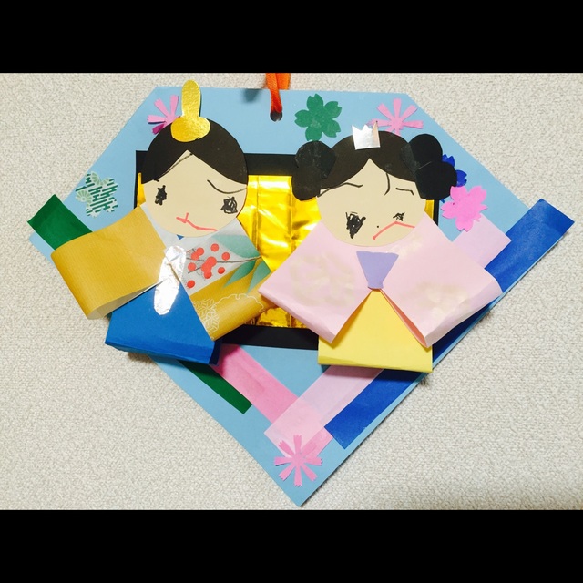 【みんなの投稿】ひな人形色紙、のり、マジック