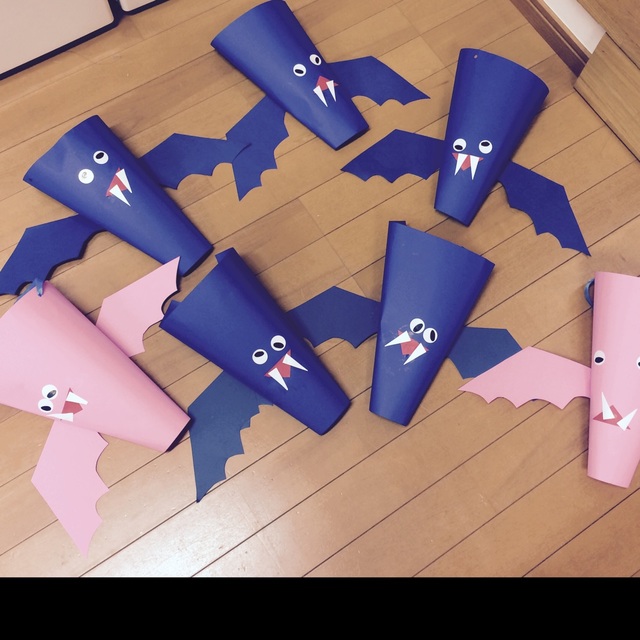 【みんなの投稿】ハロウィン用お菓子入れコウモリバッグ