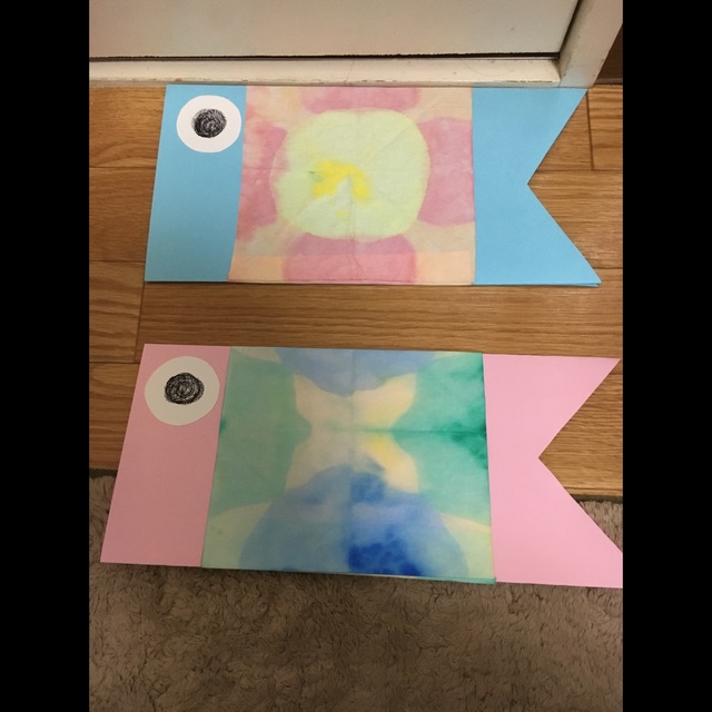 【みんなの投稿】こいのぼり3歳児 にじみ絵