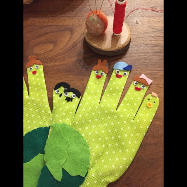 【みんなの投稿】「手袋シアター」きゃべつのなかから