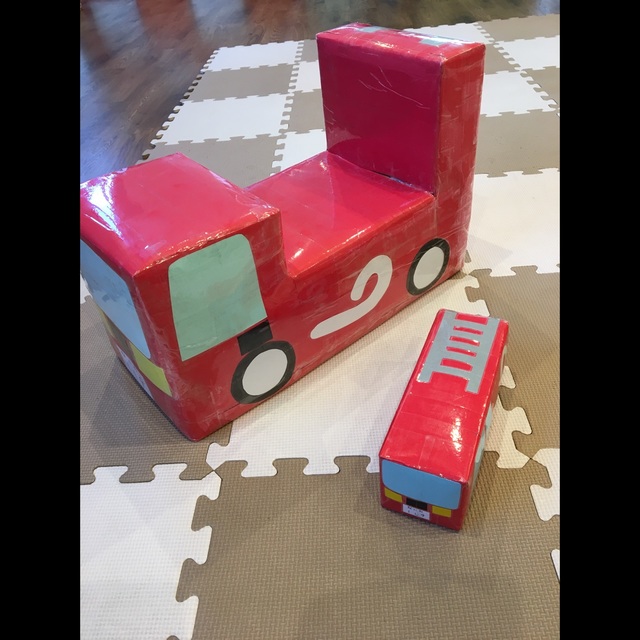 【みんなの投稿】【消防車】