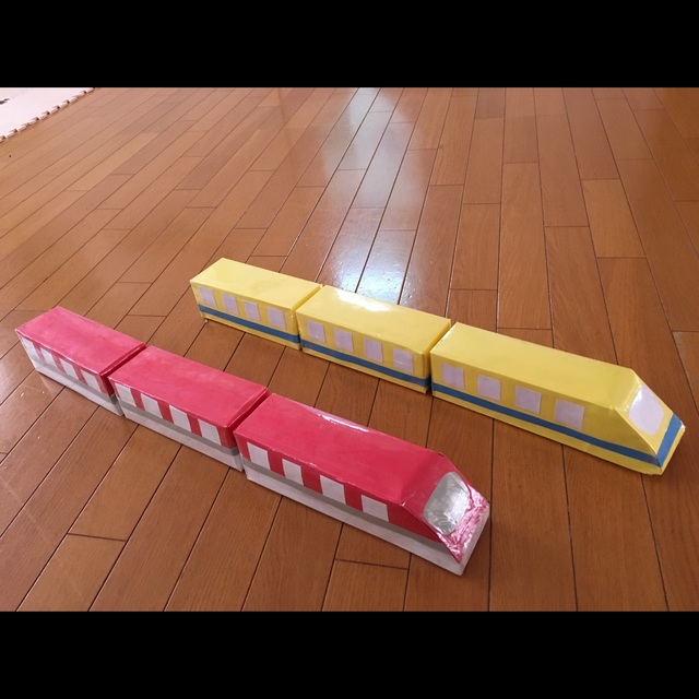 【みんなの投稿】【牛乳パックで新幹線】